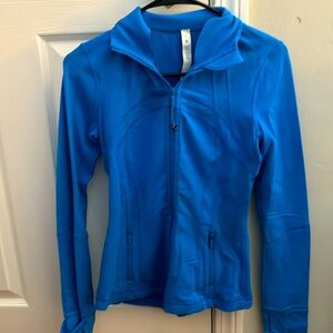 Blue size 4 women’s lulu lemon define jacket